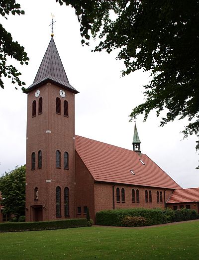 Aktuelle Gesamtansicht der Kirche