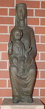 Figur der Muttergottes